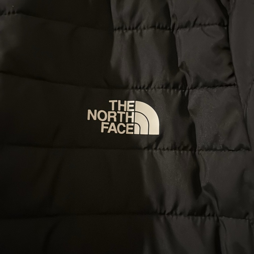 The North Face Jacket - Picture 2 of 5